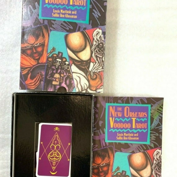 The New Orleans Voodoo Tarot - Picture 2 of 3